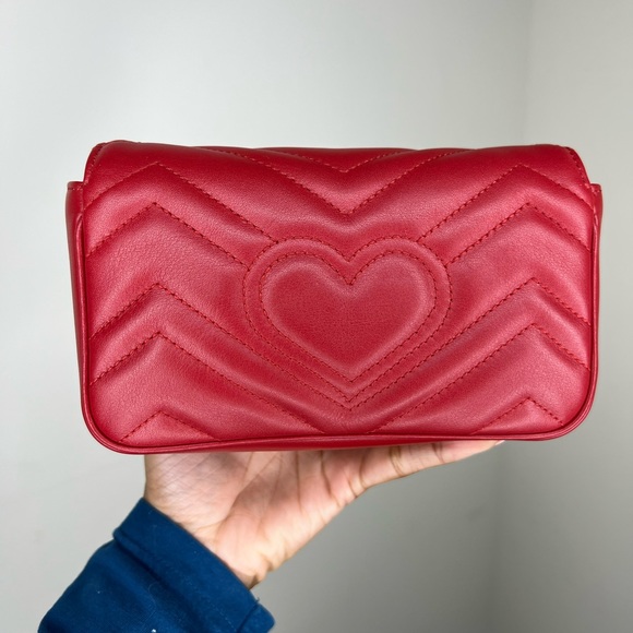 ✨SOLD✨ GG Marmont matelassé leather super mini bag - Picture 3 of 15